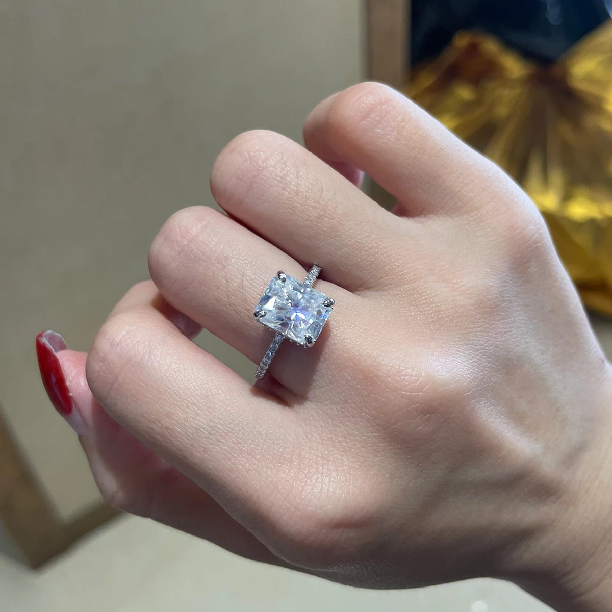 ZhuangYee Classic Design Silver  Plated 925 Sterling Silver  GRA Certificated 4ct*1PC Moissanite  Woman Ring Trendy Gift