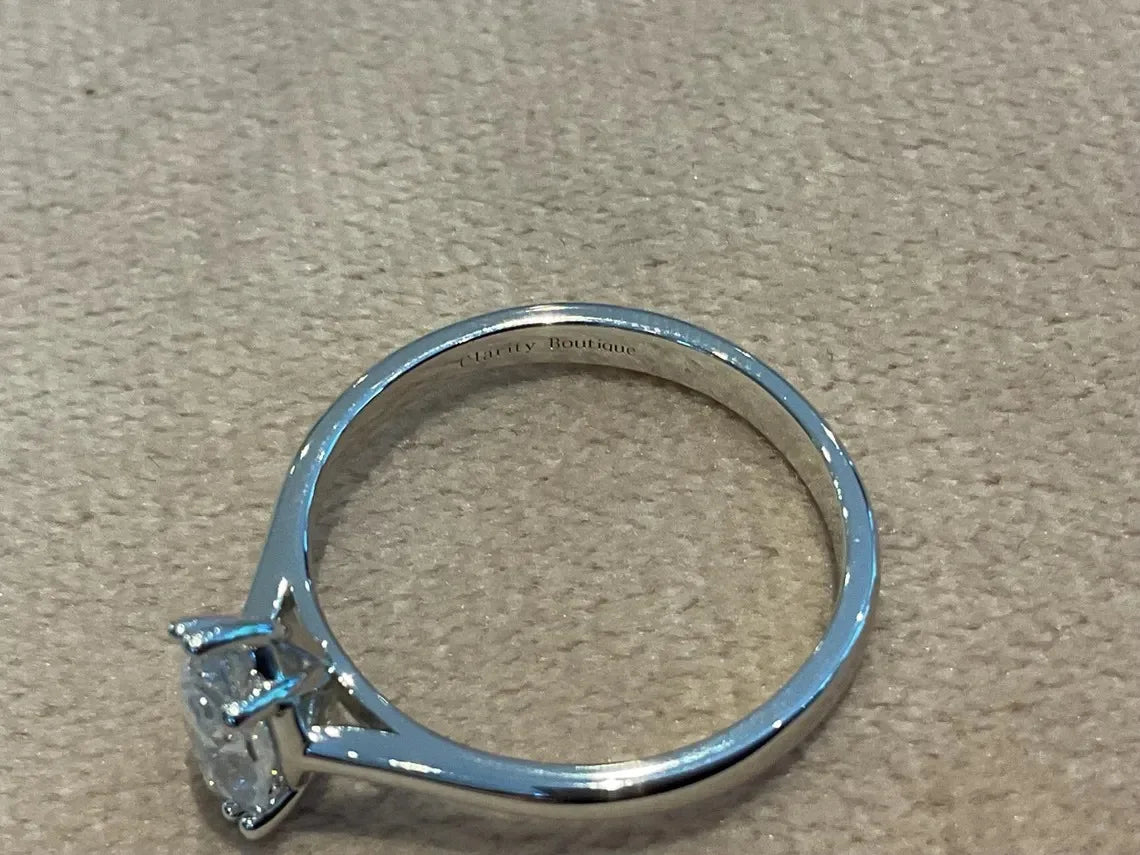 Premium Quality Lab Grown Diamond Ring D Color VVS Round Brilliant Cut Bridal Engagement Jewelry Gift Available For Sale