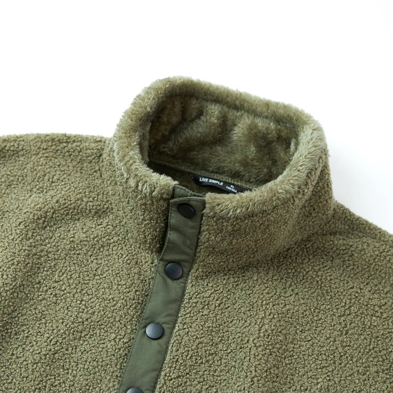New Style Fleece Solid Color Pullover Top for Couples of Young Men in Japanese and Korean Styles in Autumn and Winter.